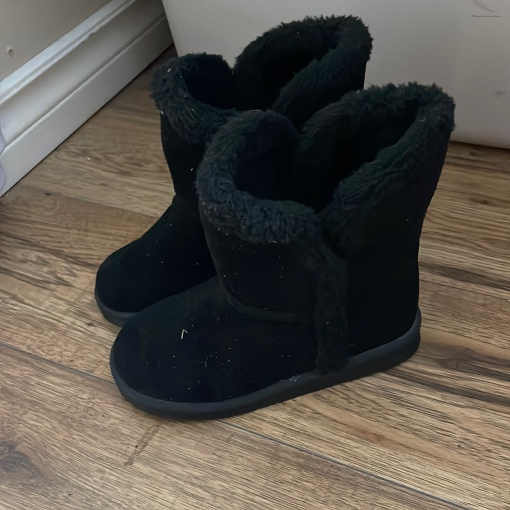 Toddler Spring or Fall Boots (Shoes)​ 💗​